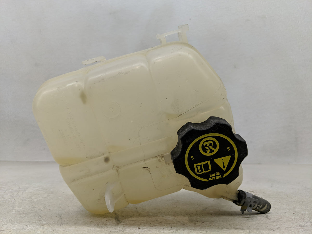 Chevrolet Malibu Limited Radiator Coolant Overflow Expansion Tank Bottle 1313073 - Oemusedautoparts1.com