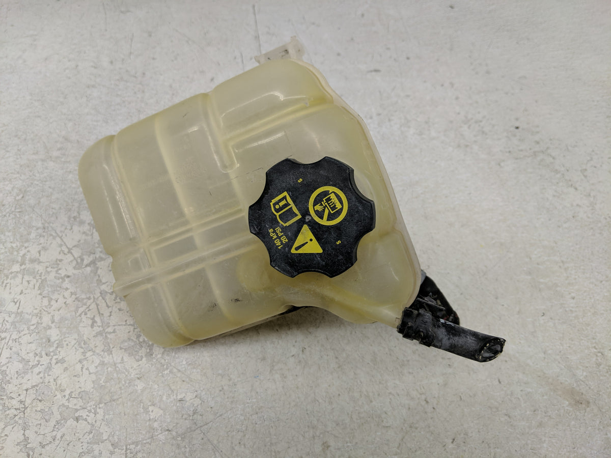 Chevrolet Malibu Limited Radiator Coolant Overflow Expansion Tank Bottle 1313099 - Oemusedautoparts1.com