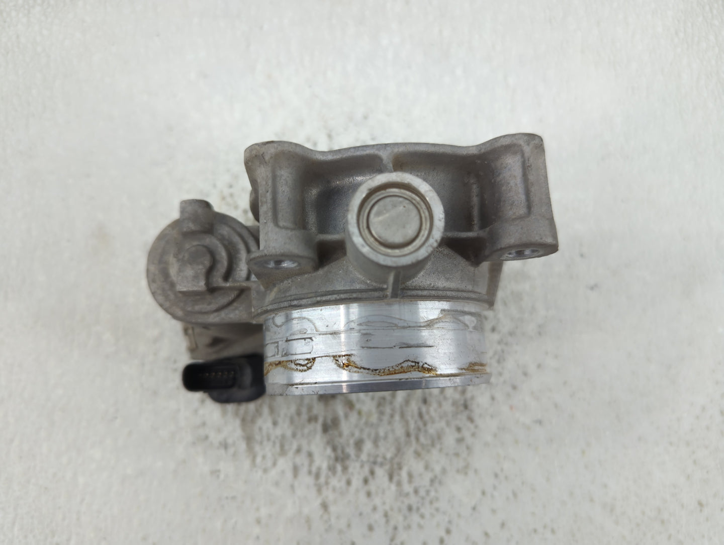 2016 Chevrolet Malibu Limited Throttle Body P/N:12670839AA Fits Fits 2017 2018 2019 2020 2021 2022 OEM Used Auto Parts - Oem