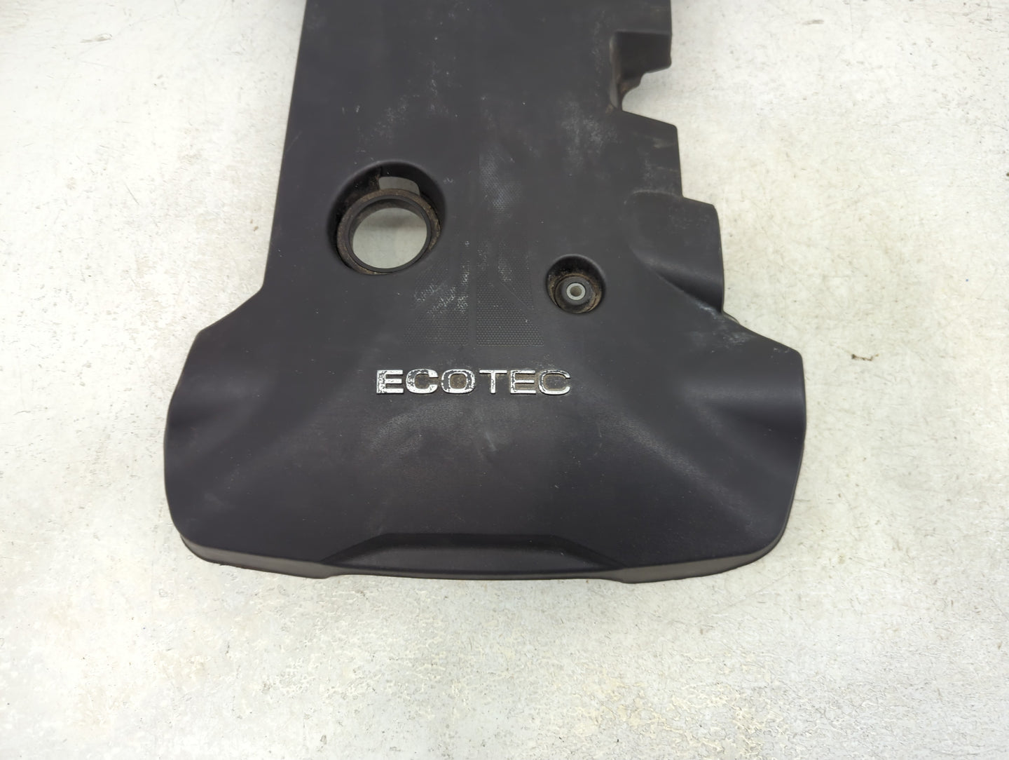 2016 Chevrolet Malibu Limited Engine Cover - Oemusedautoparts1.com