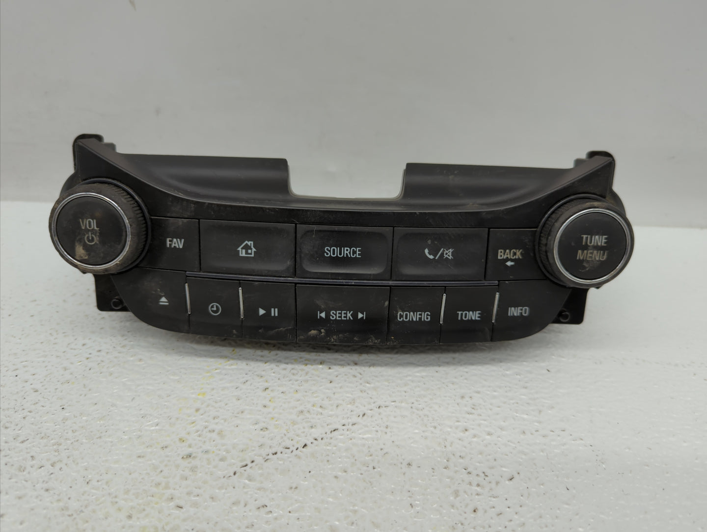 Chevrolet Malibu Limited Am Fm Cd Player Radio Receiver - Oemusedautoparts1.com