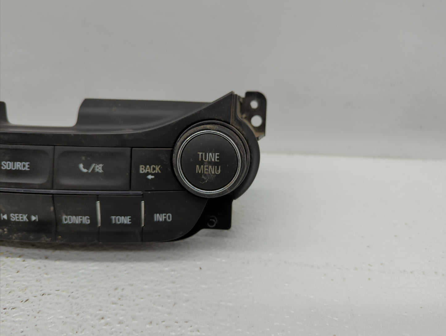 Chevrolet Malibu Limited Am Fm Cd Player Radio Receiver - Oemusedautoparts1.com