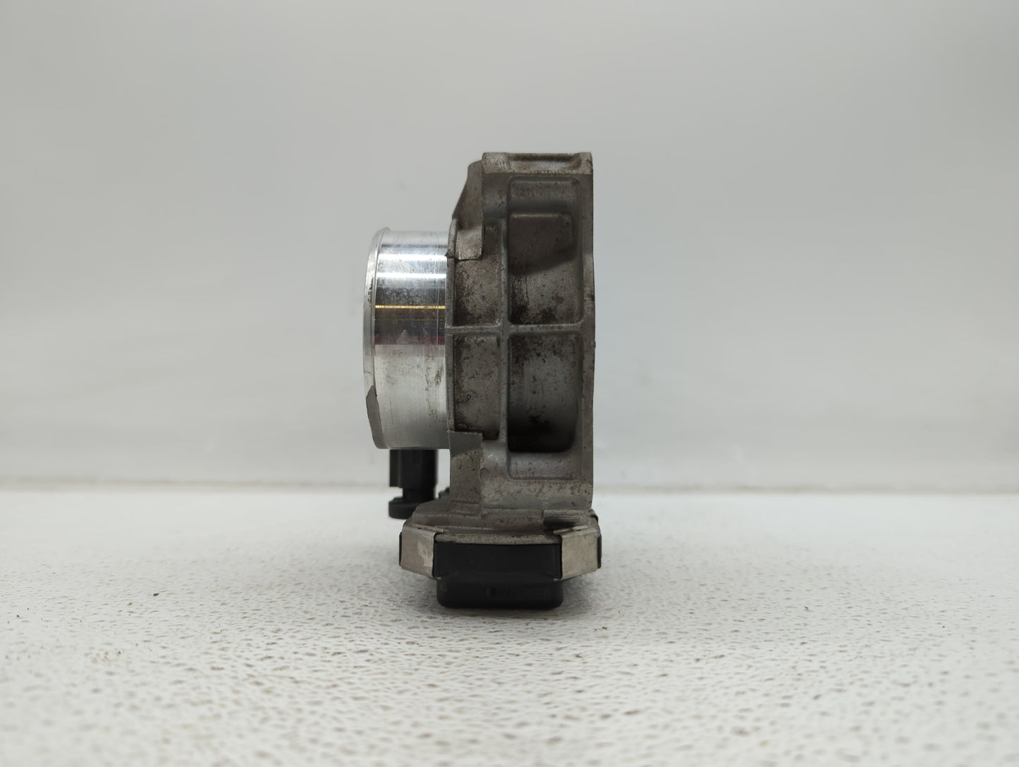2016 Chevrolet Malibu Limited Throttle Body P/N:12670839AA 12627217DA Fits Fits 2017 2018 2019 OEM Used Auto Parts - Oemused