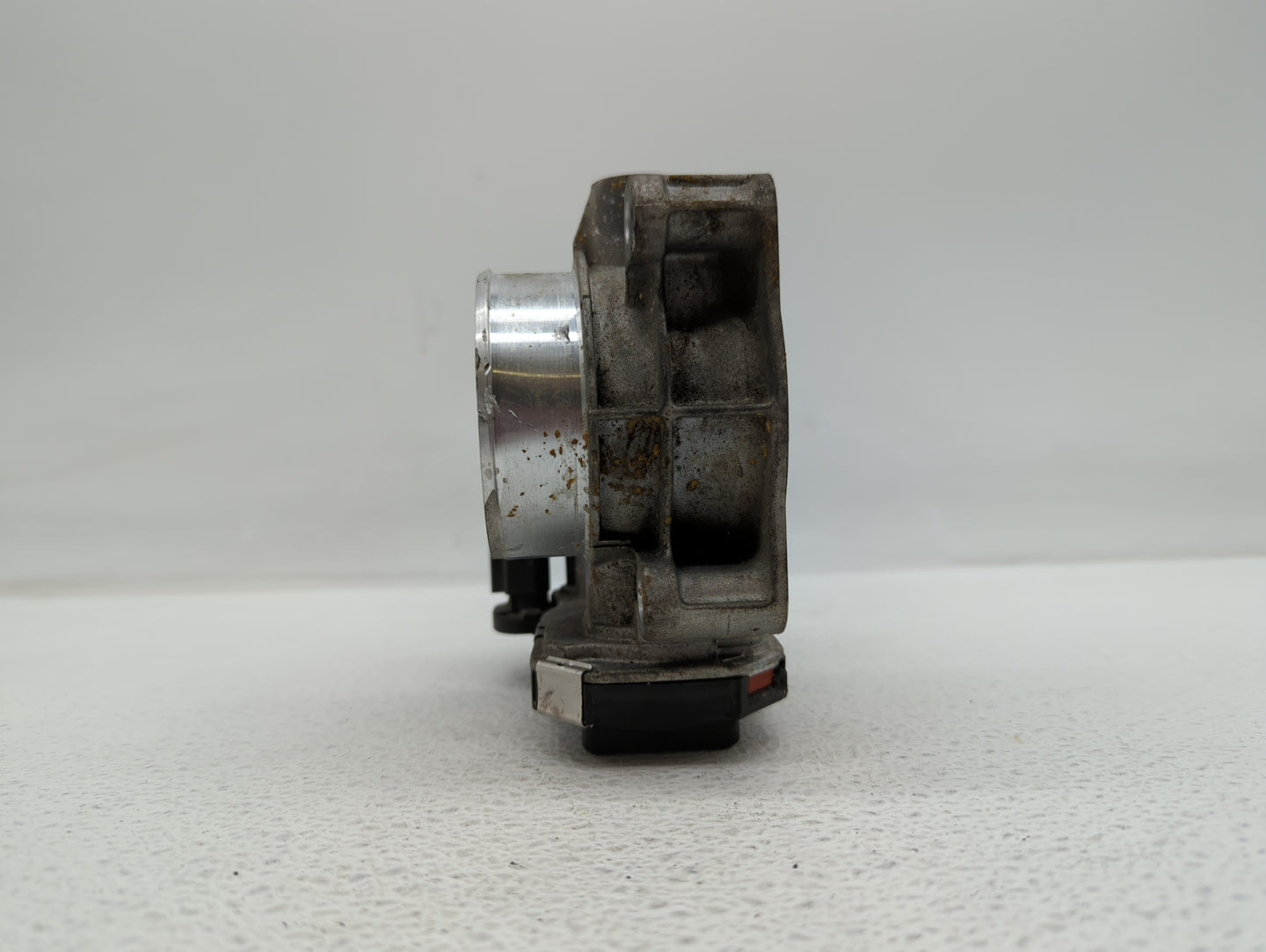 2016 Chevrolet Malibu Limited Throttle Body P/N:12670839AA 12627217DA Fits Fits 2017 2018 2019 OEM Used Auto Parts - Oemused