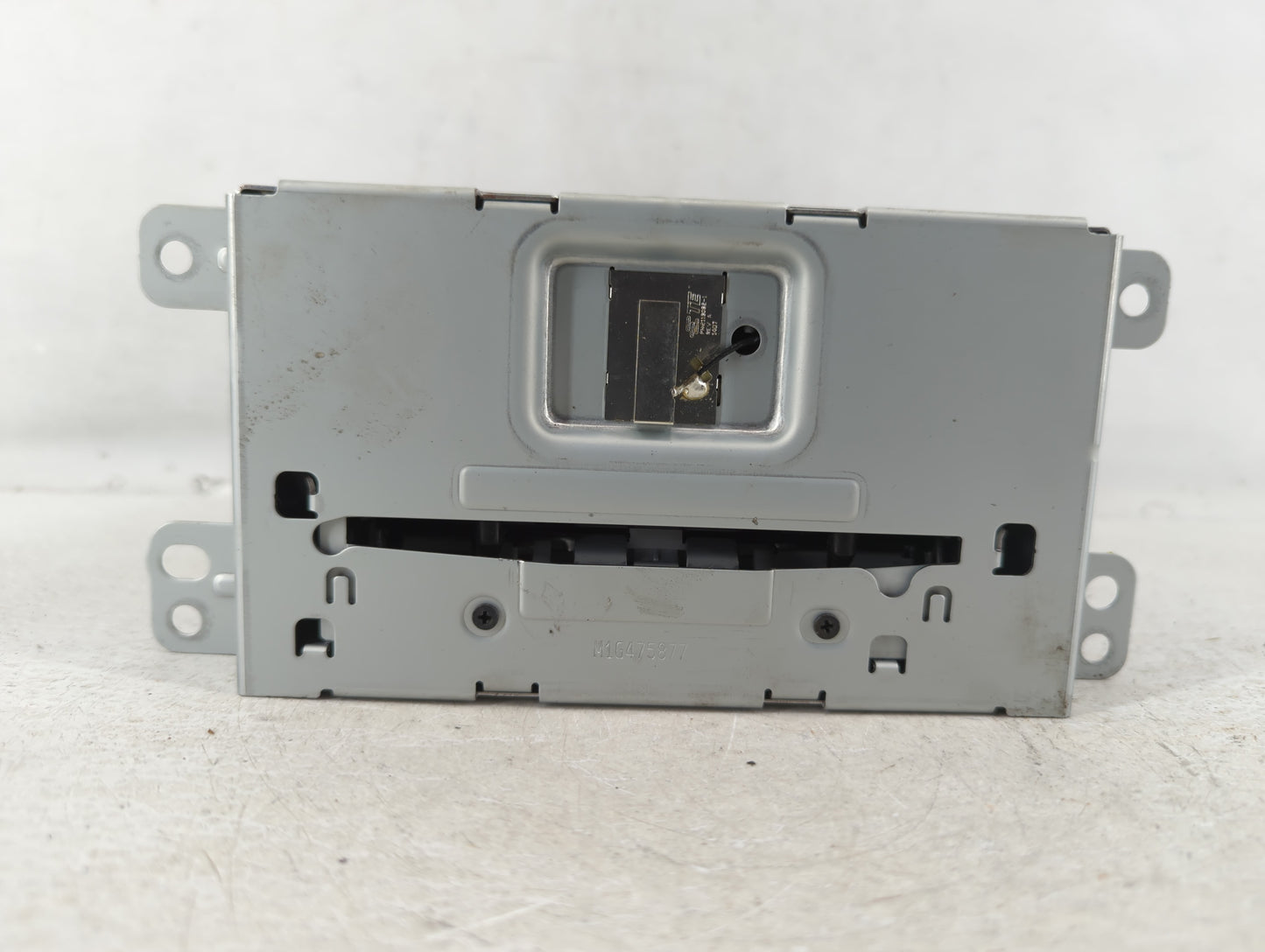 2016 Chevrolet Malibu Limited Radio AM FM Cd Player Receiver Replacement P/N:23284461 Fits OEM Used Auto Parts - Oemusedauto