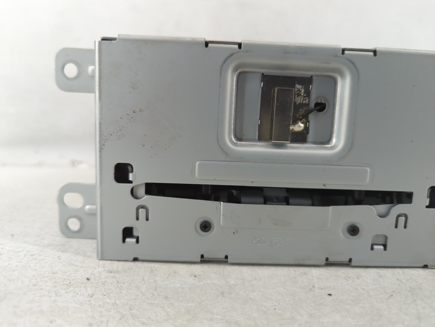 2016 Chevrolet Malibu Limited Radio AM FM Cd Player Receiver Replacement P/N:23284461 Fits OEM Used Auto Parts - Oemusedauto