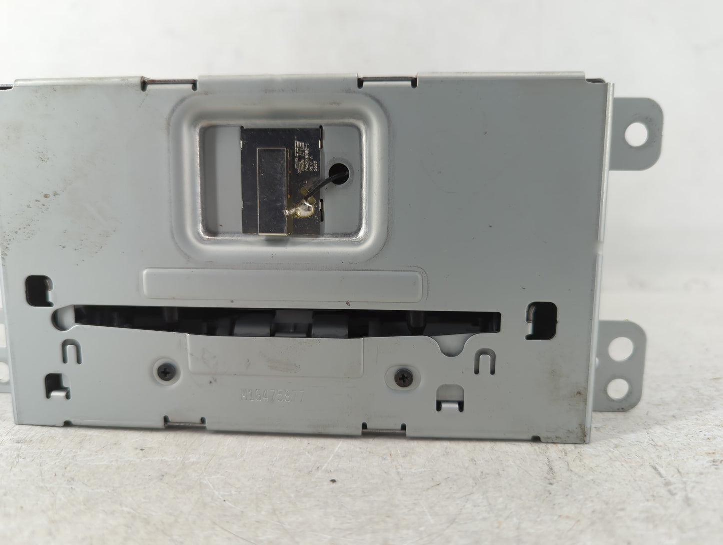 2016 Chevrolet Malibu Limited Radio AM FM Cd Player Receiver Replacement P/N:23284461 Fits OEM Used Auto Parts - Oemusedauto