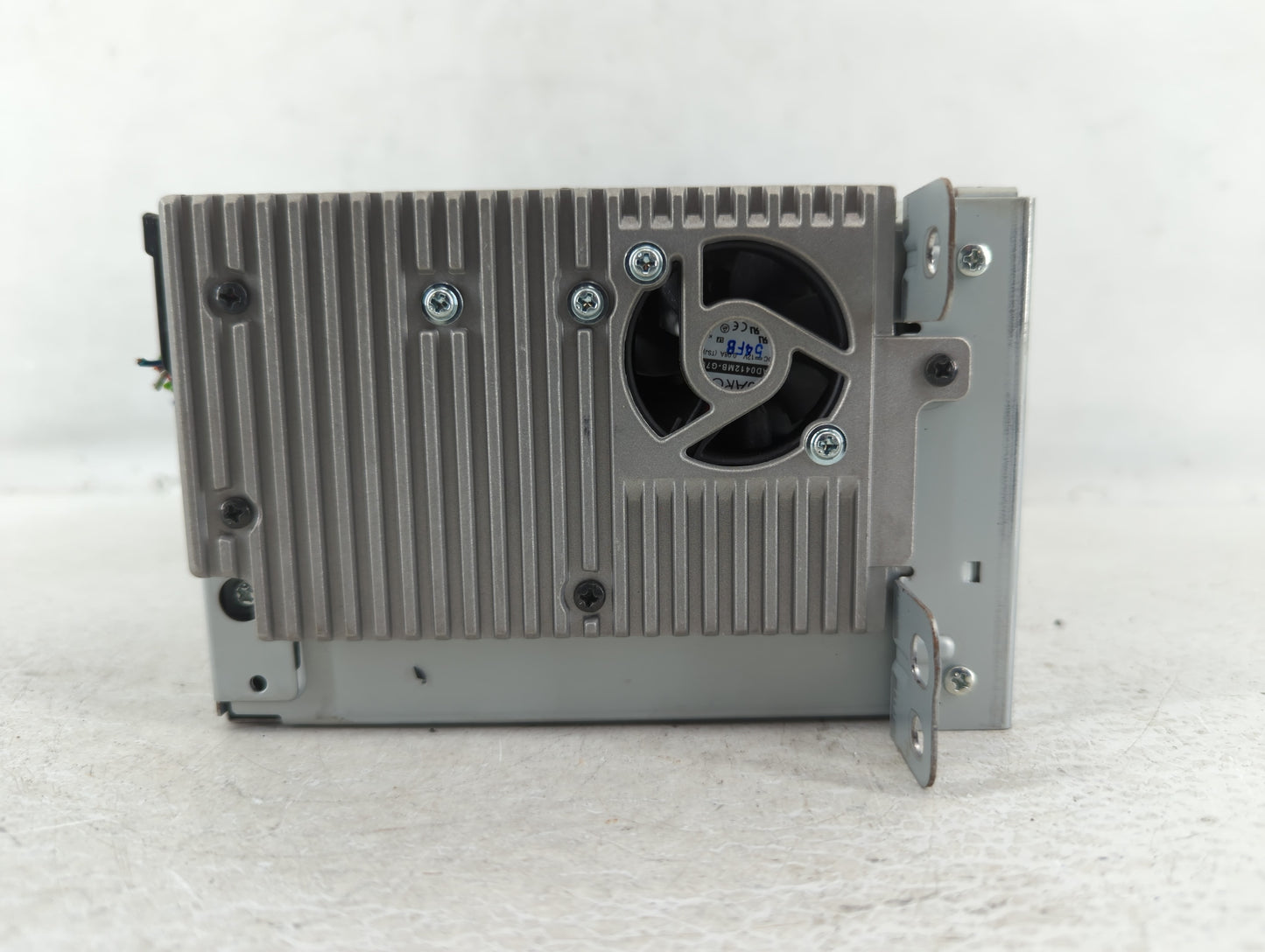 2016 Chevrolet Malibu Limited Radio AM FM Cd Player Receiver Replacement P/N:23284461 Fits OEM Used Auto Parts - Oemusedauto