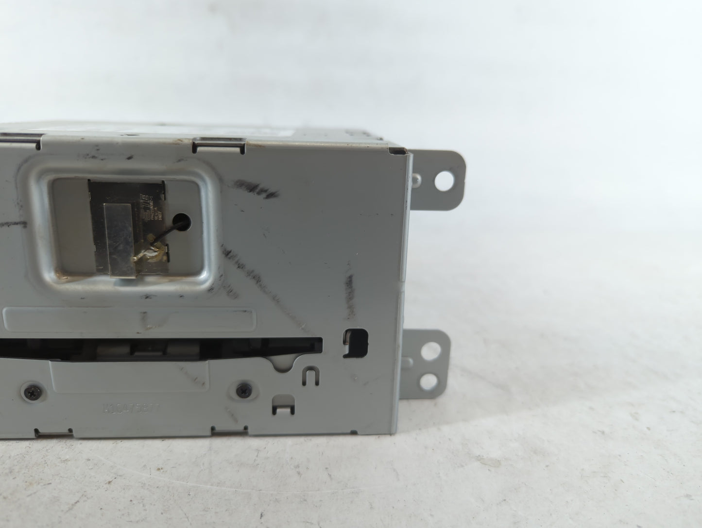 2016 Chevrolet Malibu Limited Am Fm Cd Player Radio Receiver - Oemusedautoparts1.com