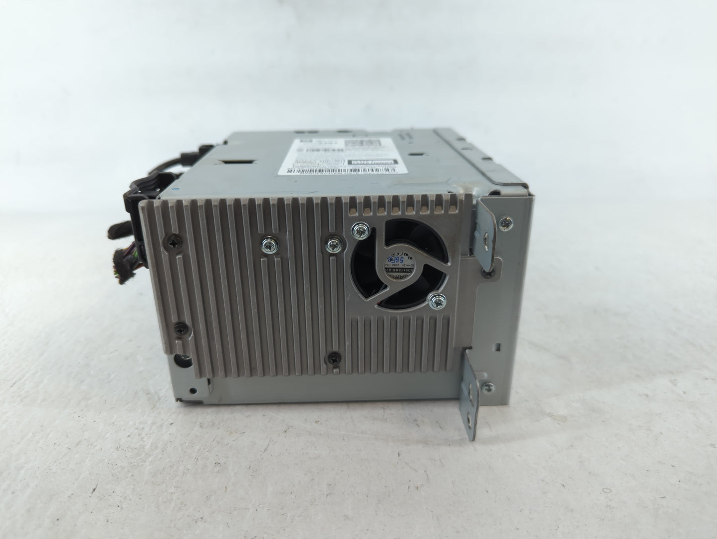 2016 Chevrolet Malibu Limited Am Fm Cd Player Radio Receiver - Oemusedautoparts1.com
