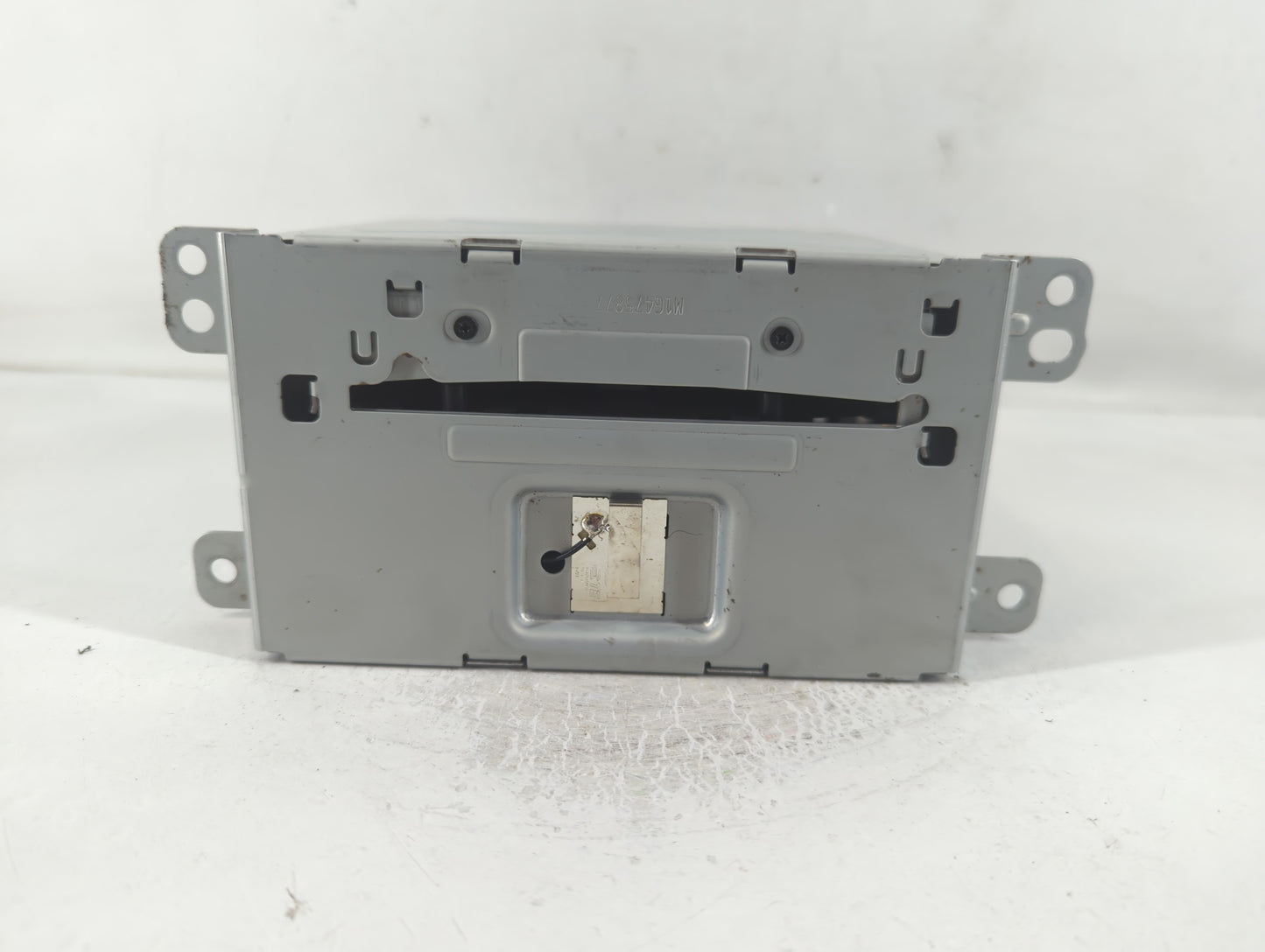 2016 Chevrolet Malibu Limited Radio AM FM Cd Player Receiver Replacement P/N:23284461 Fits OEM Used Auto Parts - Oemusedauto