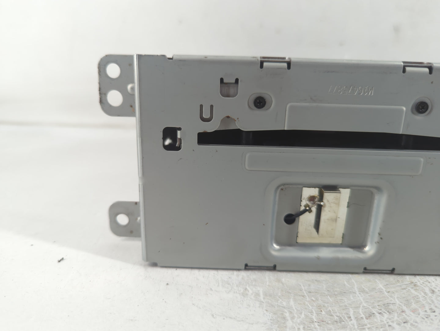 2016 Chevrolet Malibu Limited Radio AM FM Cd Player Receiver Replacement P/N:23284461 Fits OEM Used Auto Parts - Oemusedauto