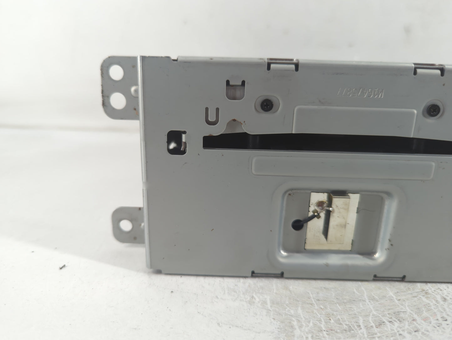 2016 Chevrolet Malibu Limited Radio AM FM Cd Player Receiver Replacement P/N:23284461 Fits OEM Used Auto Parts - Oemusedauto