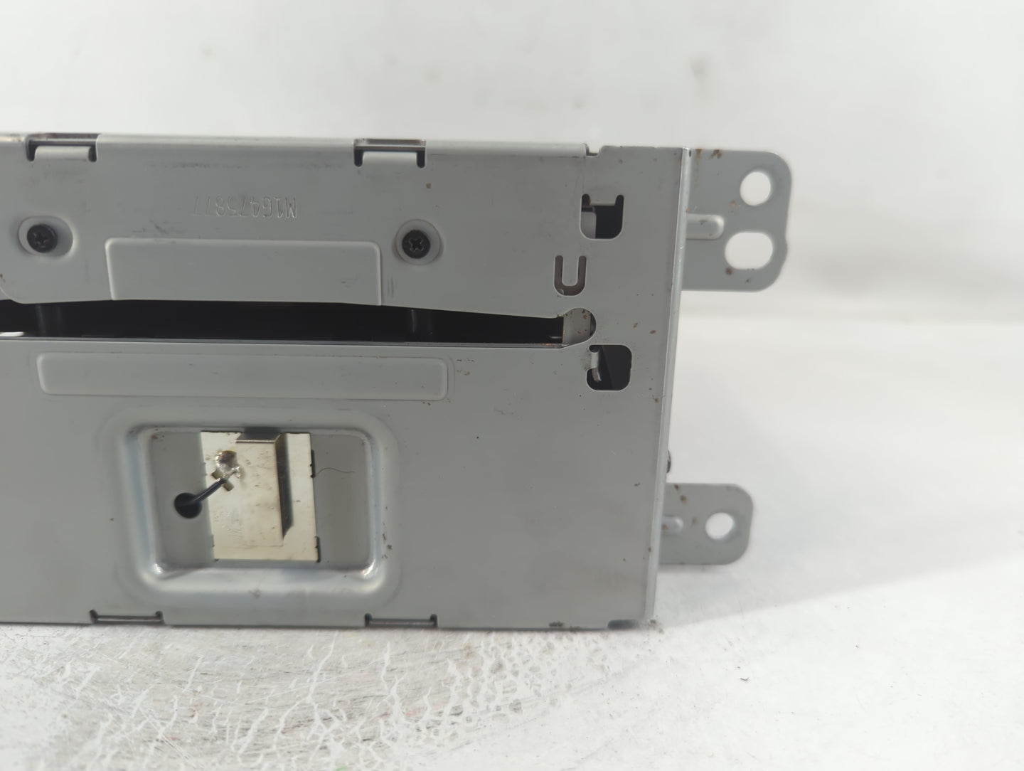 2016 Chevrolet Malibu Limited Radio AM FM Cd Player Receiver Replacement P/N:23284461 Fits OEM Used Auto Parts - Oemusedauto