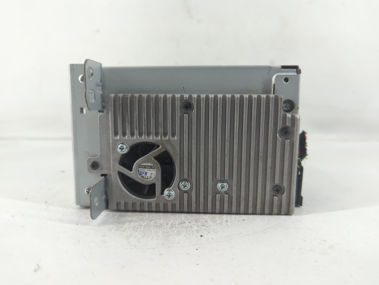2016 Chevrolet Malibu Limited Radio AM FM Cd Player Receiver Replacement P/N:23284461 Fits OEM Used Auto Parts - Oemusedauto