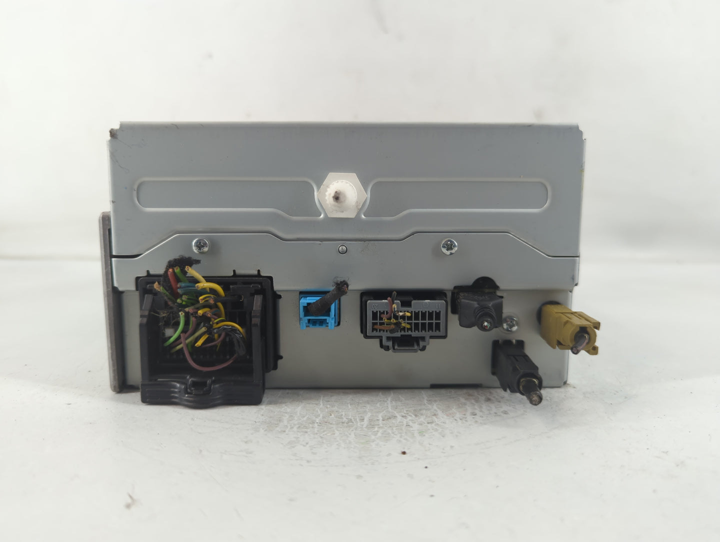 2016 Chevrolet Malibu Limited Radio AM FM Cd Player Receiver Replacement P/N:23284461 Fits OEM Used Auto Parts - Oemusedauto