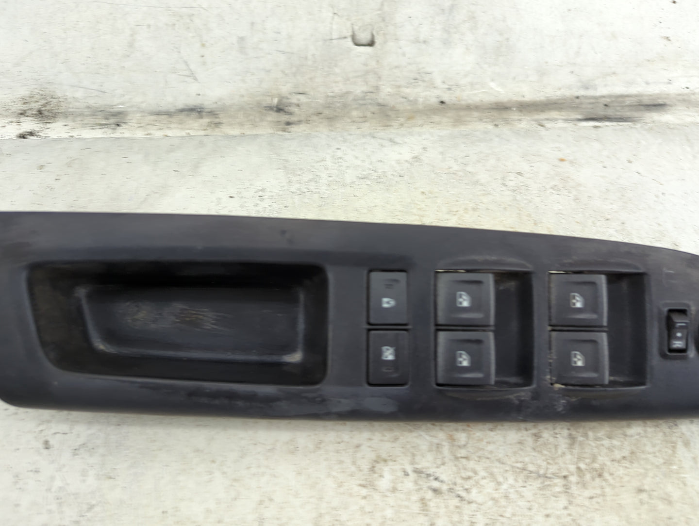 2014-2019 Chevrolet Silverado Master Power Window Switch Replacement Driver Side Left P/N:23427098 SANAD1290C Fits OEM Used 