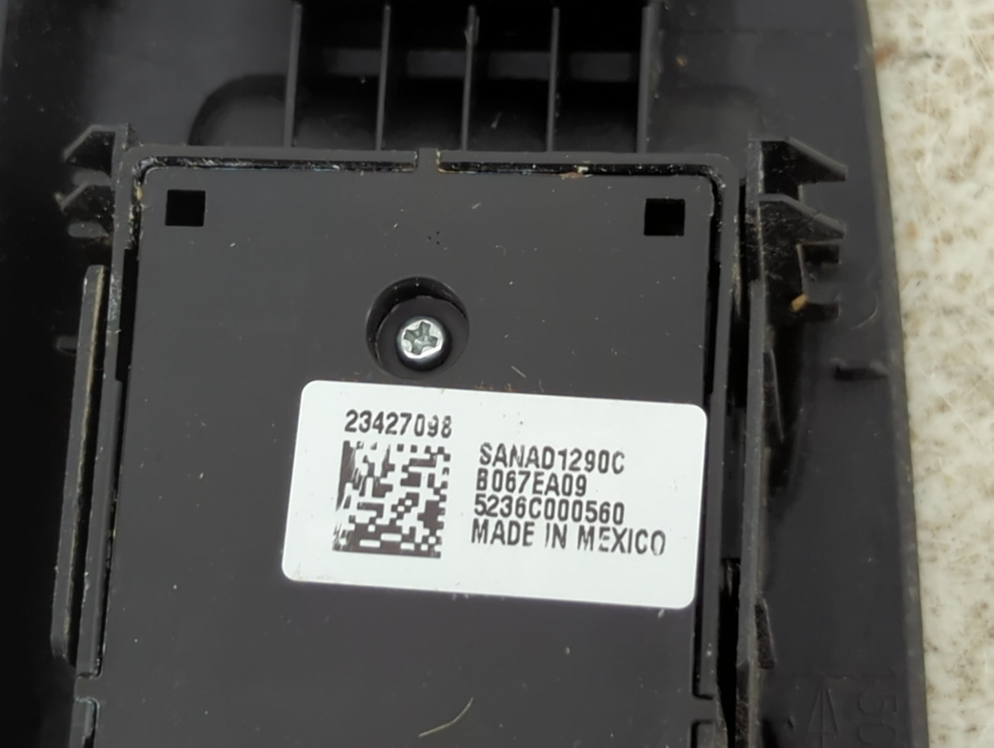 2014-2019 Chevrolet Silverado Master Power Window Switch Replacement Driver Side Left P/N:23427098 SANAD1290C Fits OEM Used 