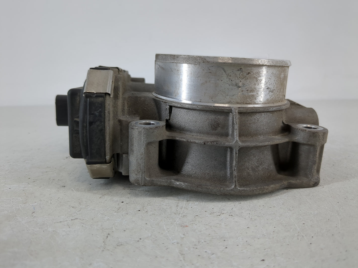 2014-2022 Chevrolet Silverado 1500 Throttle Body P/N:12632171BA Fits Fits 2014 2015 2016 2017 2018 2019 2020 2021 2022 OEM U