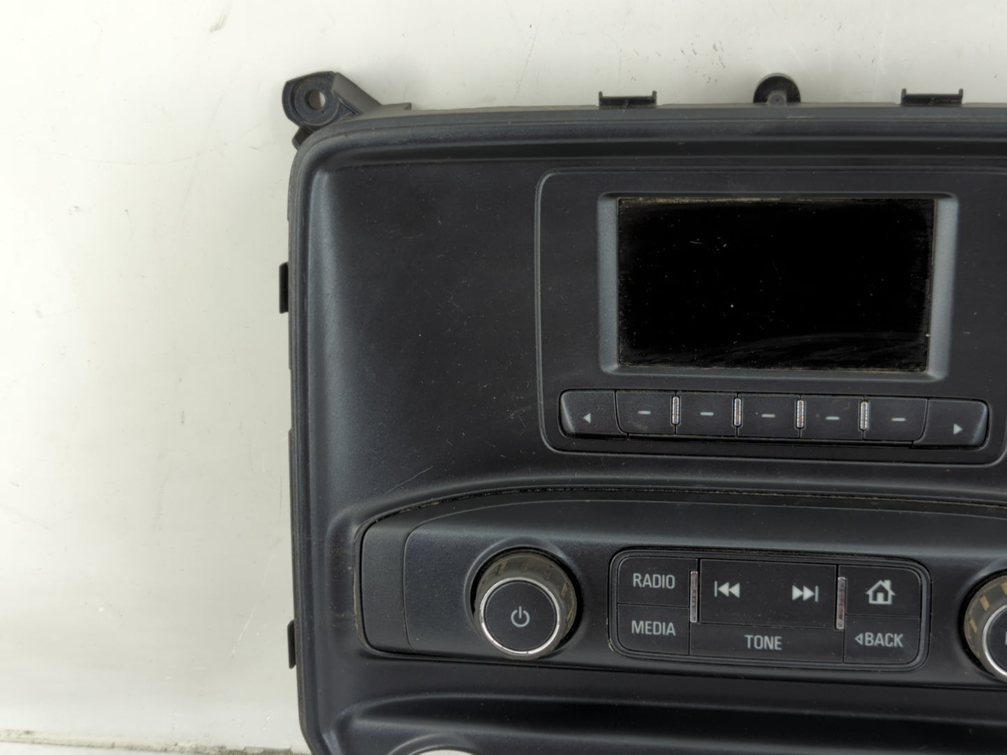 2016 Chevrolet Silverado 1500 Radio AM FM Cd Player Receiver Replacement P/N:23243933 Fits OEM Used Auto Parts - Oemusedauto