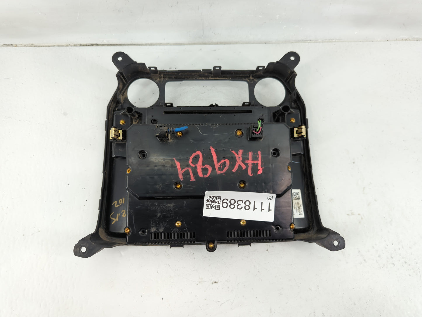 2016 Chevrolet Silverado 1500 Radio AM FM Cd Player Receiver Replacement P/N:23243933 Fits OEM Used Auto Parts - Oemusedauto