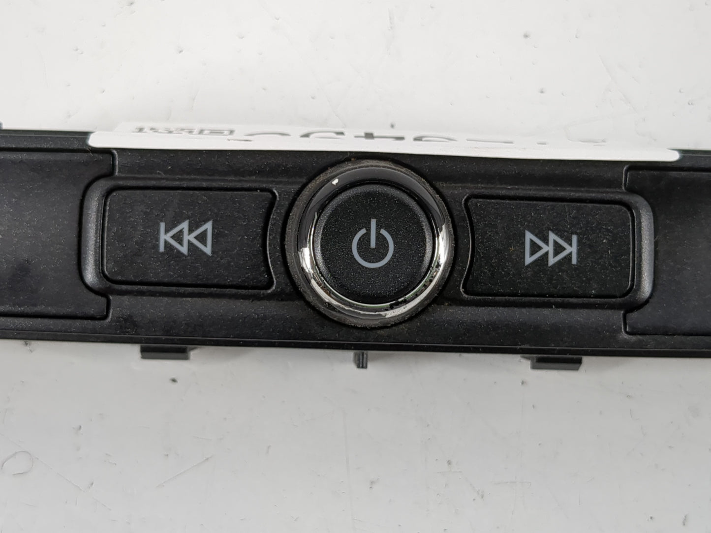 2016-2019 Chevrolet Silverado 1500 Radio AM FM Cd Player Receiver Replacement P/N:42342515 Fits Fits 2016 2017 2018 2019 OEM