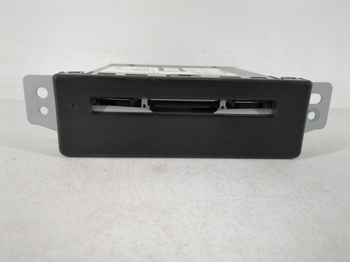 2015-2019 Chevrolet Silverado 1500 Radio AM FM Cd Player Receiver Replacement P/N:84016435 Fits Fits 2015 2016 2017 2018 201