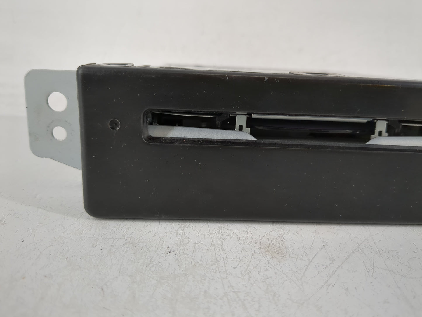 2015-2019 Chevrolet Silverado 1500 Radio AM FM Cd Player Receiver Replacement P/N:84016435 Fits Fits 2015 2016 2017 2018 201