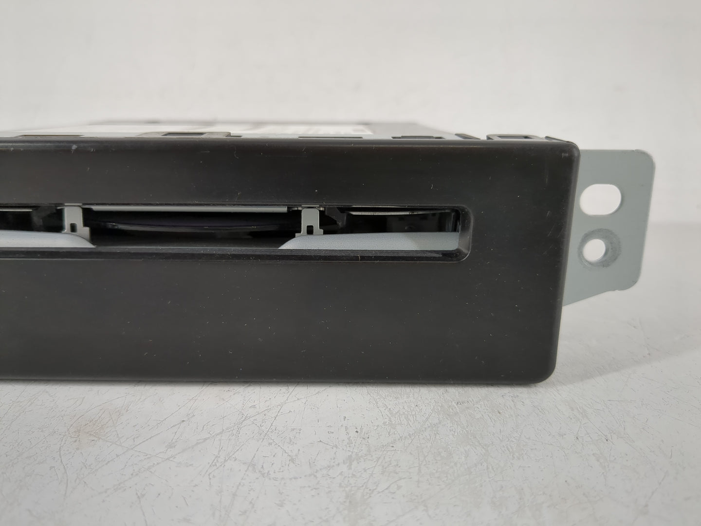 2015-2019 Chevrolet Silverado 1500 Radio AM FM Cd Player Receiver Replacement P/N:84016435 Fits Fits 2015 2016 2017 2018 201