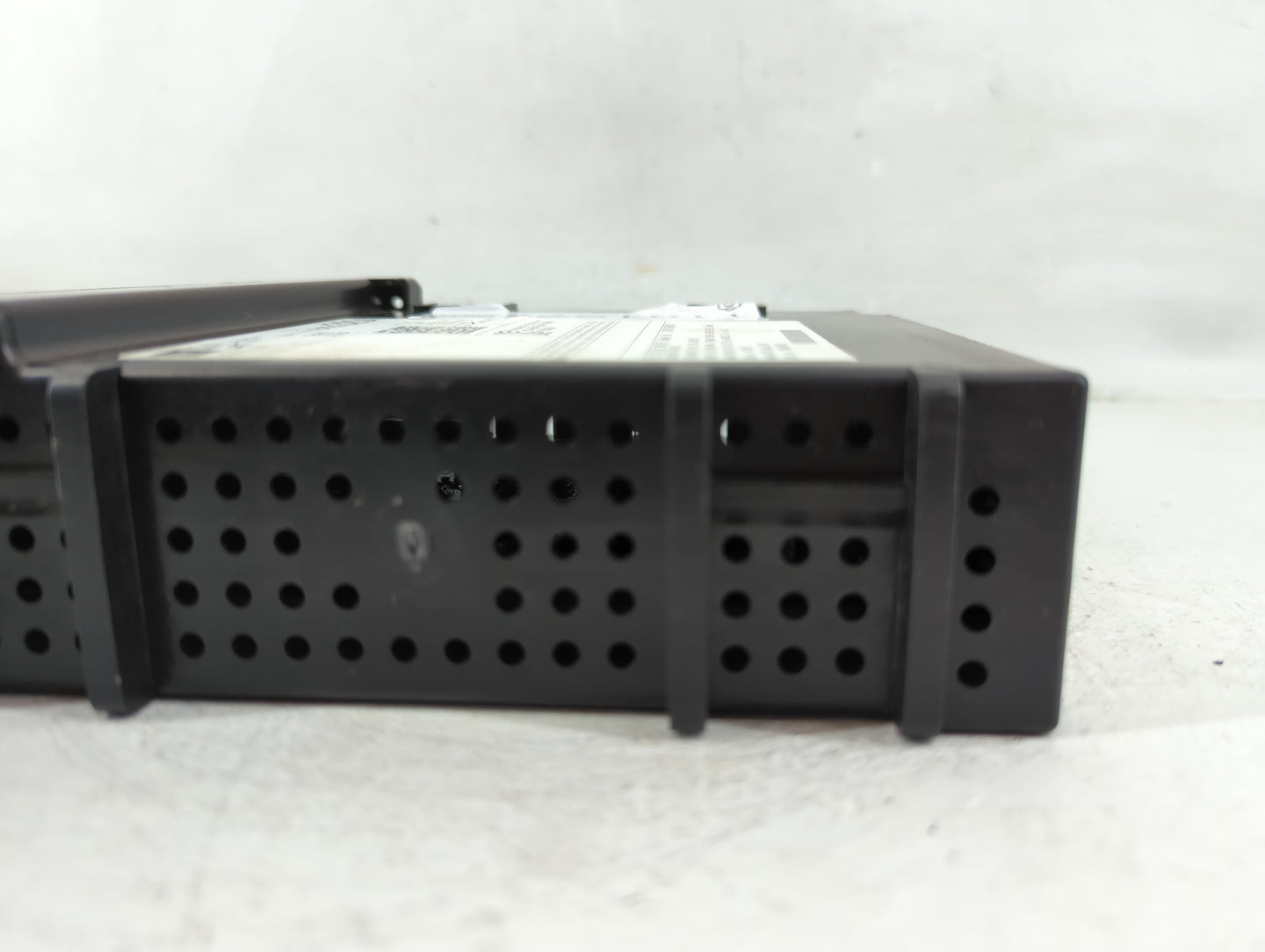 2016 Chevrolet Silverado 1500 Radio AM FM Cd Player Receiver Replacement P/N:84293234 Fits OEM Used Auto Parts - Oemusedauto