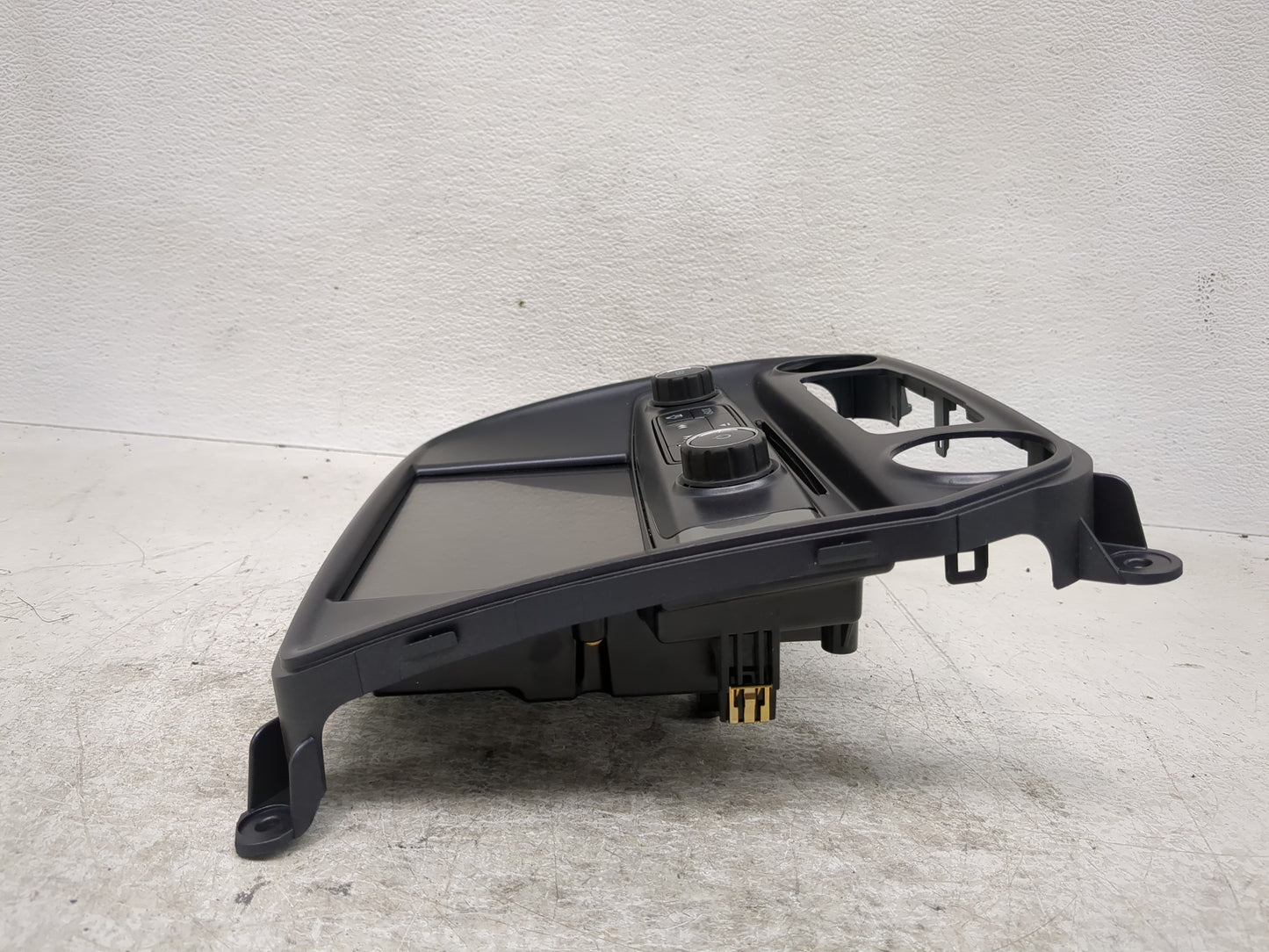 Chevrolet Silverado 1500 Radio Control Panel - Oemusedautoparts1.com