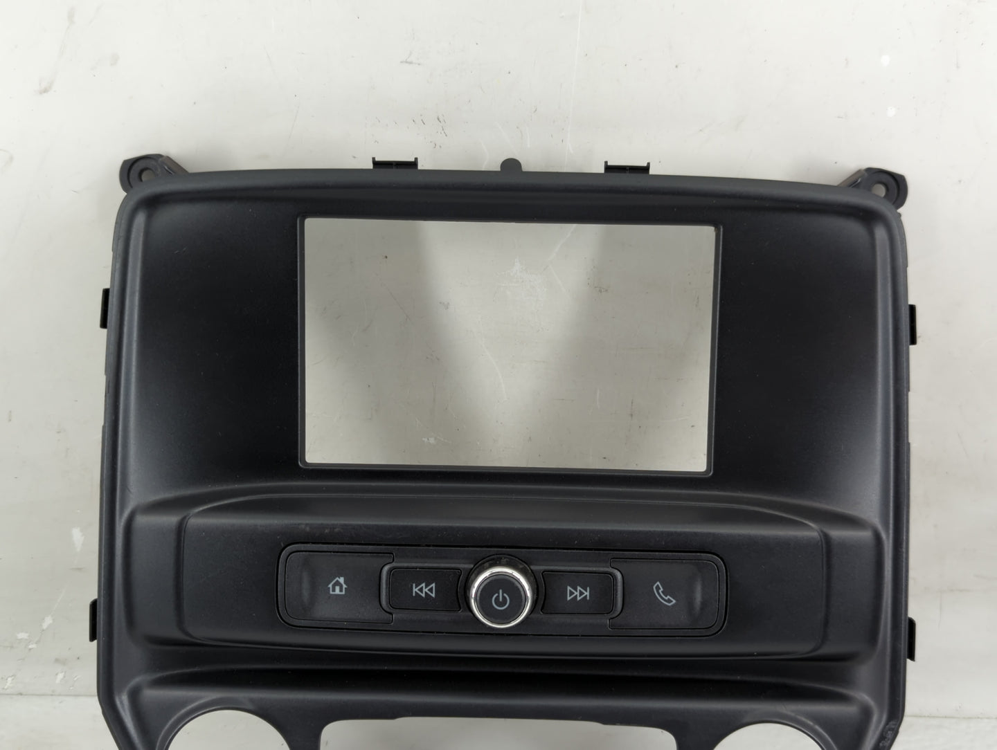2016 Chevrolet Silverado 1500 Radio AM FM Cd Player Receiver Replacement Fits OEM Used Auto Parts - Oemusedautoparts1.com