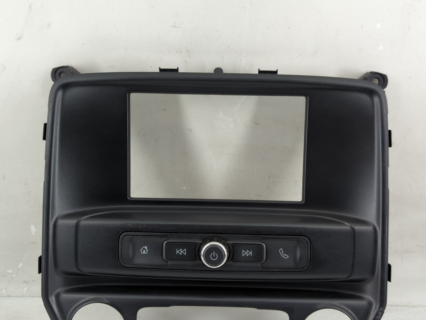2016 Chevrolet Silverado 1500 Radio AM FM Cd Player Receiver Replacement Fits OEM Used Auto Parts - Oemusedautoparts1.com