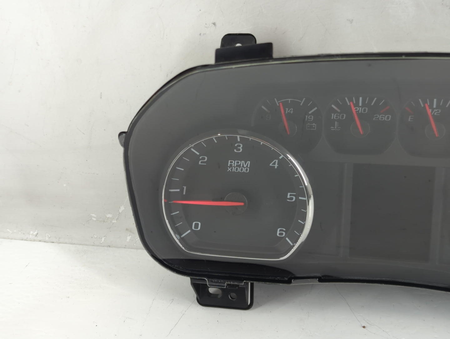 2016 Chevrolet Silverado 1500 Instrument Cluster Speedometer Gauges P/N:84063538 Fits OEM Used Auto Parts - Oemusedautoparts