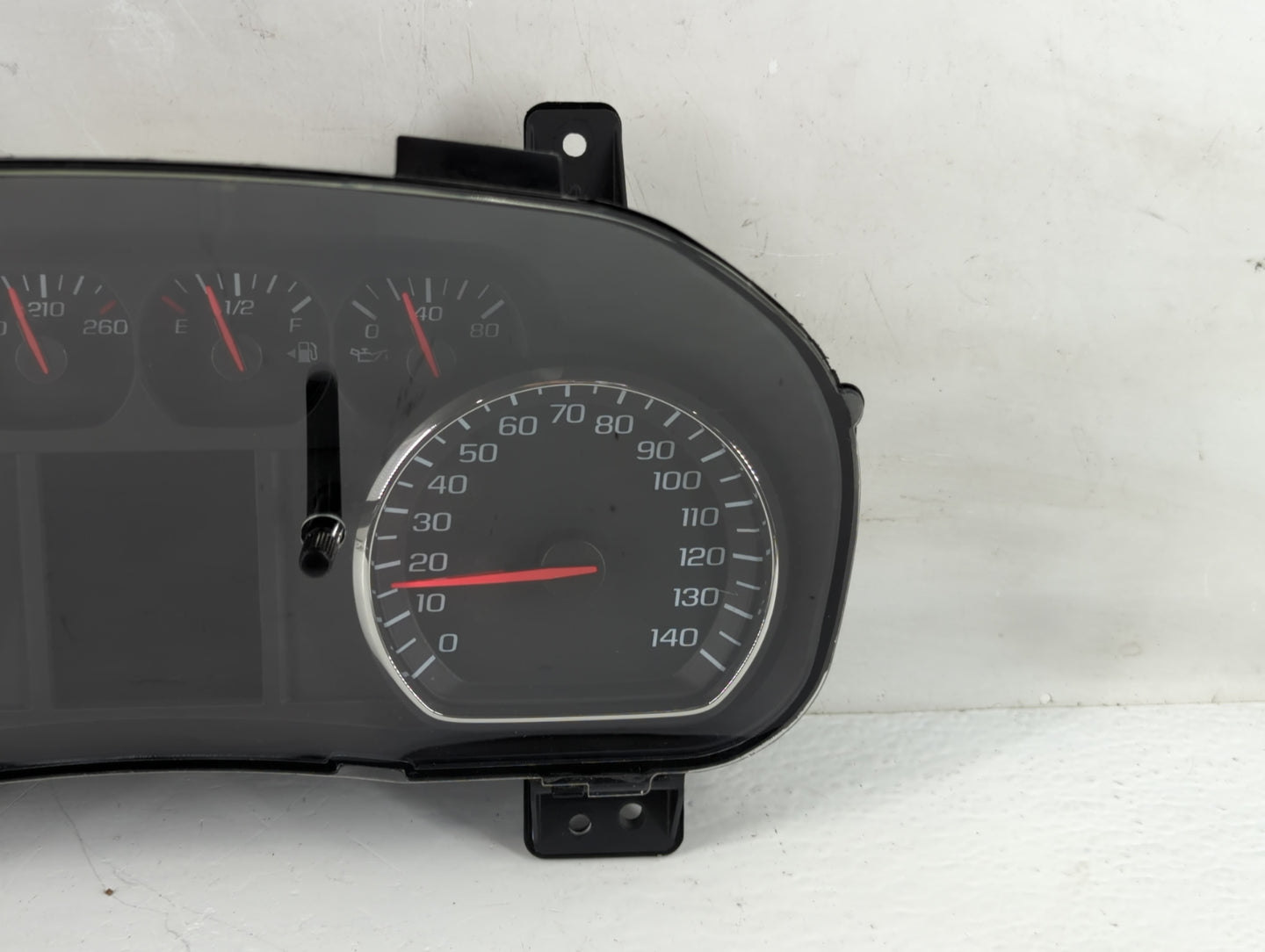 2016 Chevrolet Silverado 1500 Instrument Cluster Speedometer Gauges P/N:84063538 Fits OEM Used Auto Parts - Oemusedautoparts
