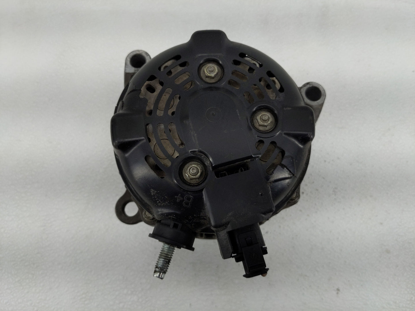 2014-2019 Chevrolet Silverado 1500 Alternator Replacement Generator Charging Assembly Engine OEM P/N:TN104211-9110 23487089 