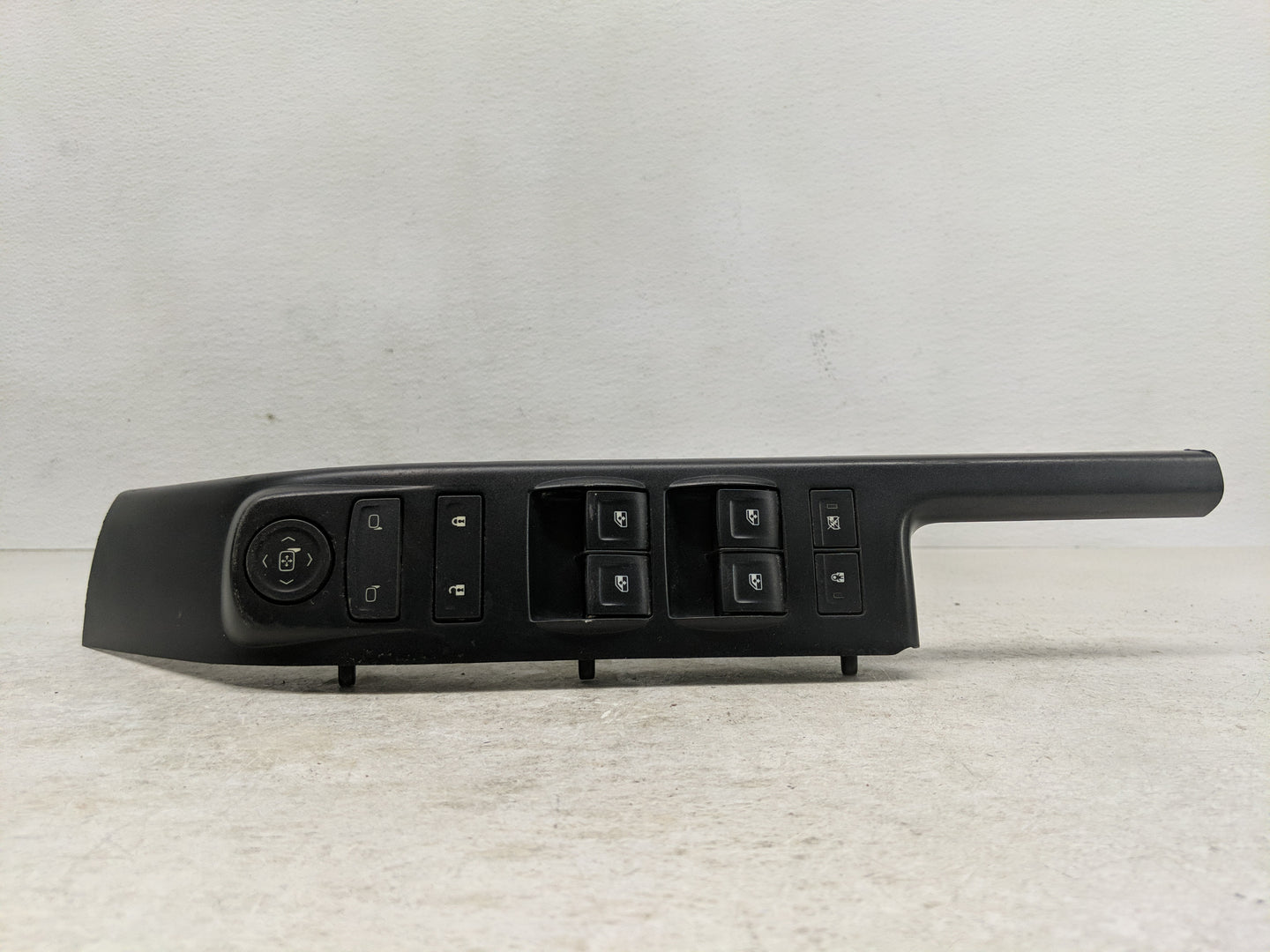 2014-2019 Chevrolet Silverado 1500 Master Power Window Switch Replacement Driver Side Left Fits OEM Used Auto Parts - Oemuse
