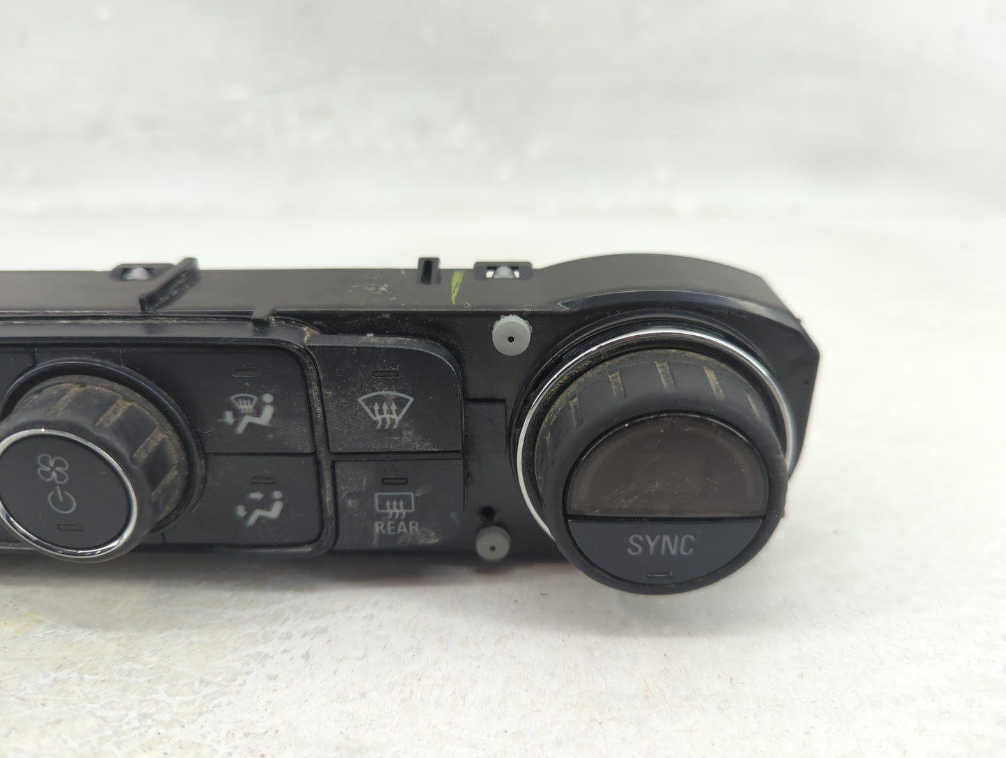 2014-2019 Chevrolet Silverado 1500 Climate Control Module Temperature AC/Heater Replacement P/N:23486614 Fits OEM Used Auto 
