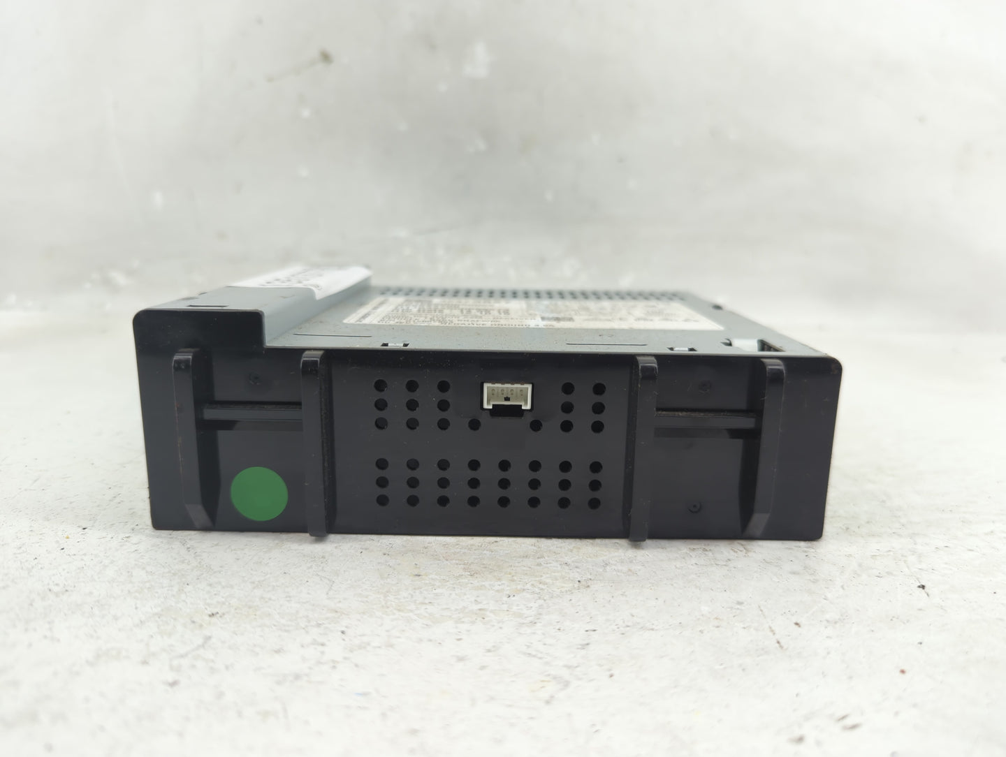 2016 Chevrolet Silverado 1500 Radio AM FM Cd Player Receiver Replacement P/N:555343750 42473827 Fits Fits 2017 OEM Used Auto