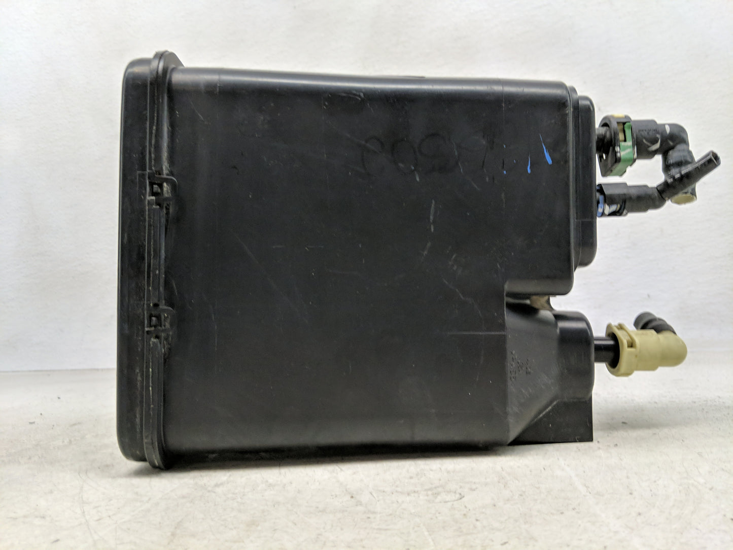 2016 Chevrolet Silverado 1500 Fuel Vapor Charcoal Canister - Oemusedautoparts1.com