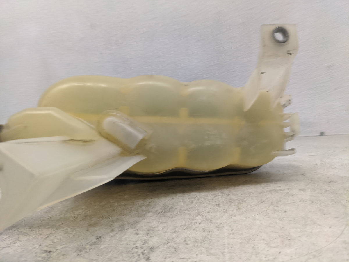 2014 Silverado 1500 Radiator Coolant Overflow Expansion Tank Bottle - Oemusedautoparts1.com