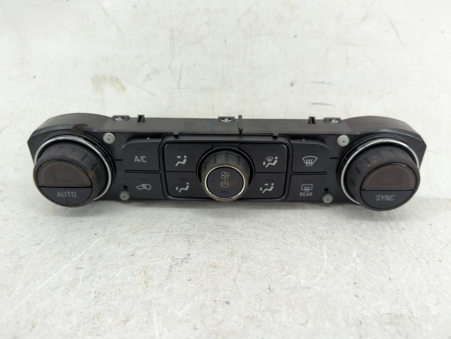 2014-2019 Chevrolet Silverado 1500 Climate Control Module Temperature AC/Heater Replacement P/N:23486614 Fits OEM Used Auto 