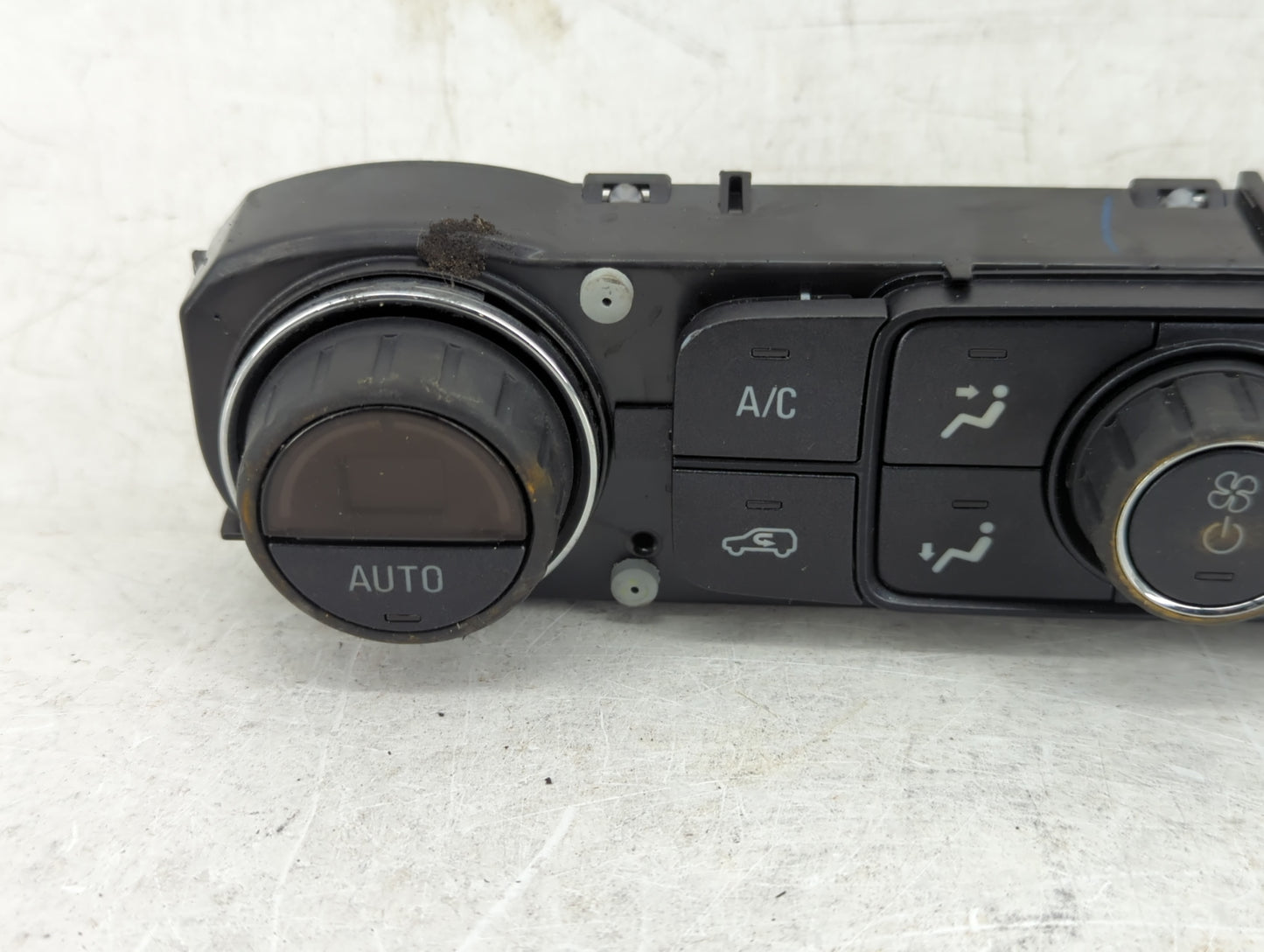 2014-2019 Chevrolet Silverado 1500 Climate Control Module Temperature AC/Heater Replacement P/N:23486614 Fits OEM Used Auto 
