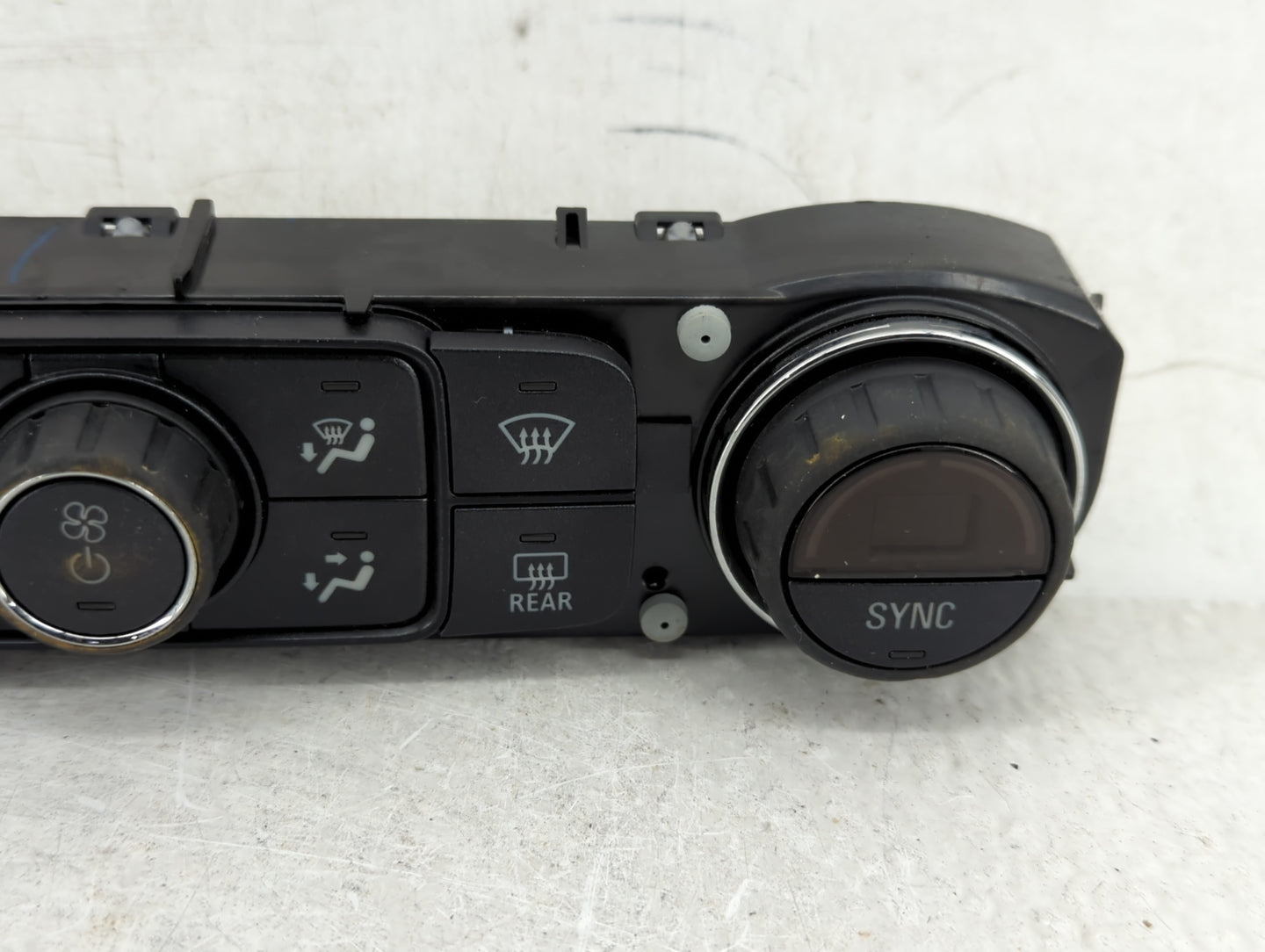 2014-2019 Chevrolet Silverado 1500 Climate Control Module Temperature AC/Heater Replacement P/N:23486614 Fits OEM Used Auto 