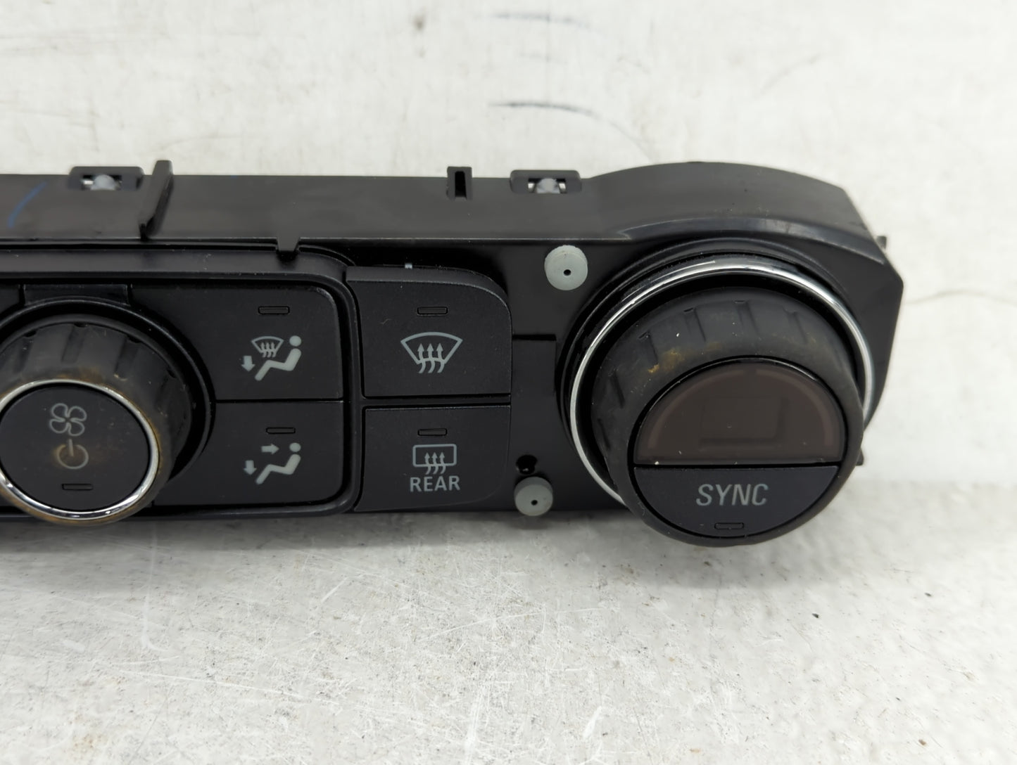 2014-2019 Chevrolet Silverado 1500 Climate Control Module Temperature AC/Heater Replacement P/N:23486614 Fits OEM Used Auto 