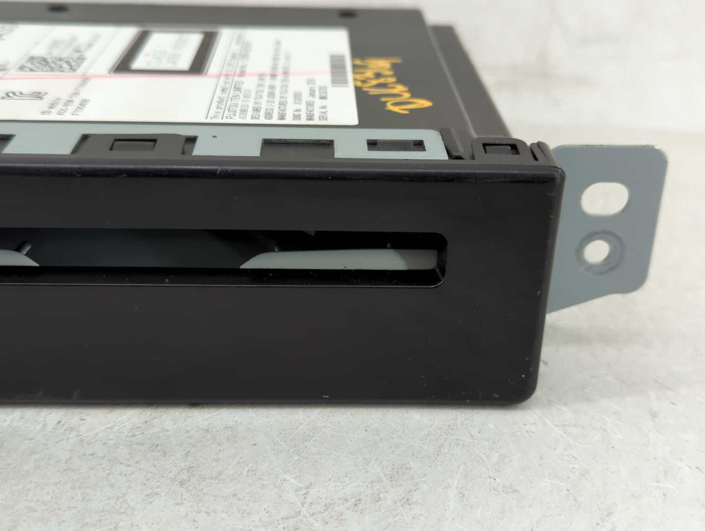 2016 Chevrolet Silverado 1500 Radio AM FM Cd Player Receiver Replacement P/N:84016435 Fits Fits 2017 OEM Used Auto Parts - O
