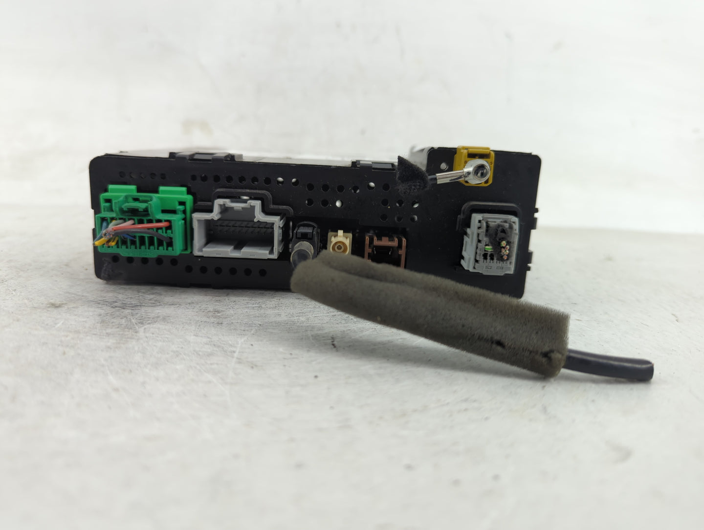 2016 Silverado 1500 Body Control Module Bcm Inner Cabin Fuse Box - Oemusedautoparts1.com