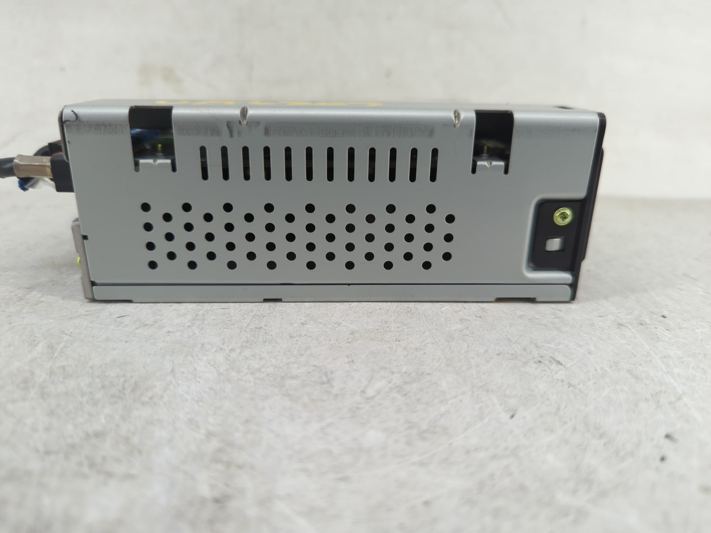 2016 Chevrolet Silverado 1500 Radio AM FM Cd Player Receiver Replacement P/N:42473827 Fits OEM Used Auto Parts - Oemusedauto
