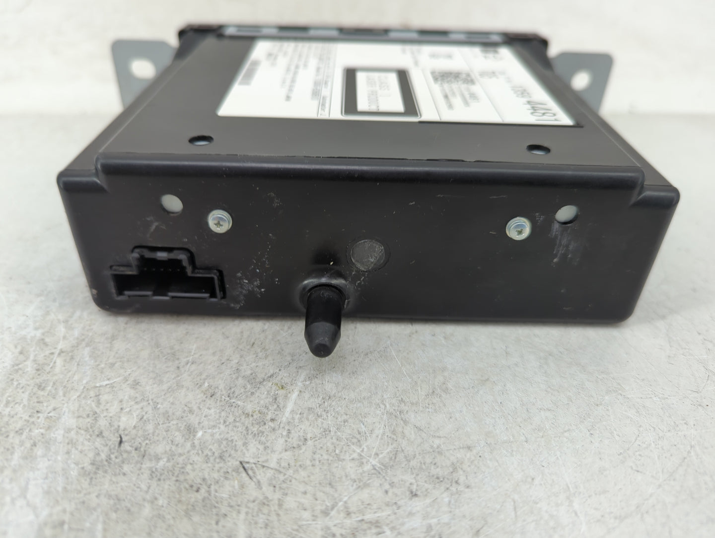 2015-2019 Chevrolet Silverado 1500 Radio AM FM Cd Player Receiver Replacement P/N:812425551 13594481 Fits OEM Used Auto Part
