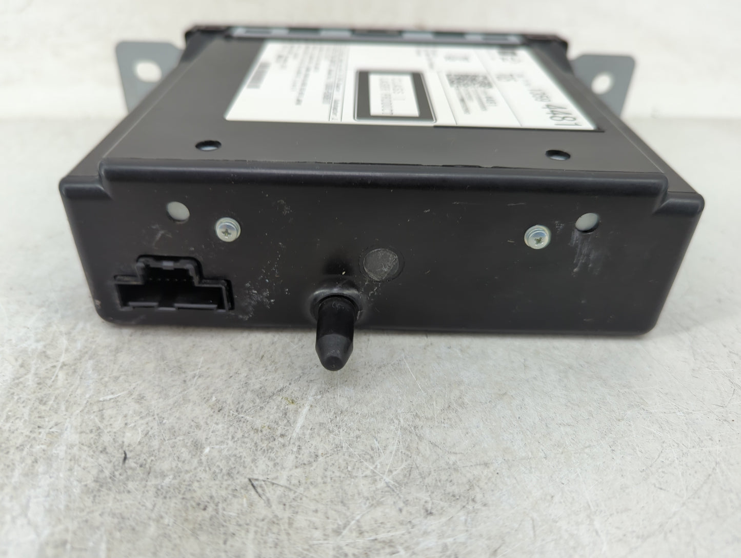 2015-2019 Chevrolet Silverado 1500 Radio AM FM Cd Player Receiver Replacement P/N:812425551 13594481 Fits OEM Used Auto Part
